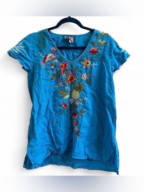 Johnny Was Nohea Embroidered Floral Flamingo Side Slit Linen Short Sleeve Shirt